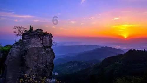 和以前部队的老战友聚会，难得喝点，喝什么酒合适？游戏画面